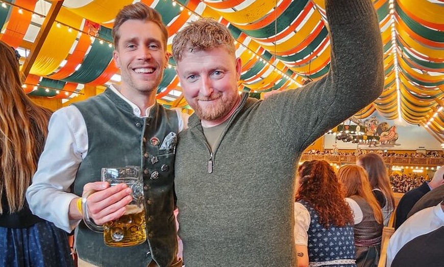 Image 16: Oktoberfest-Erlebnis in München: Spaß, Essen, Bier und Sitzplätze