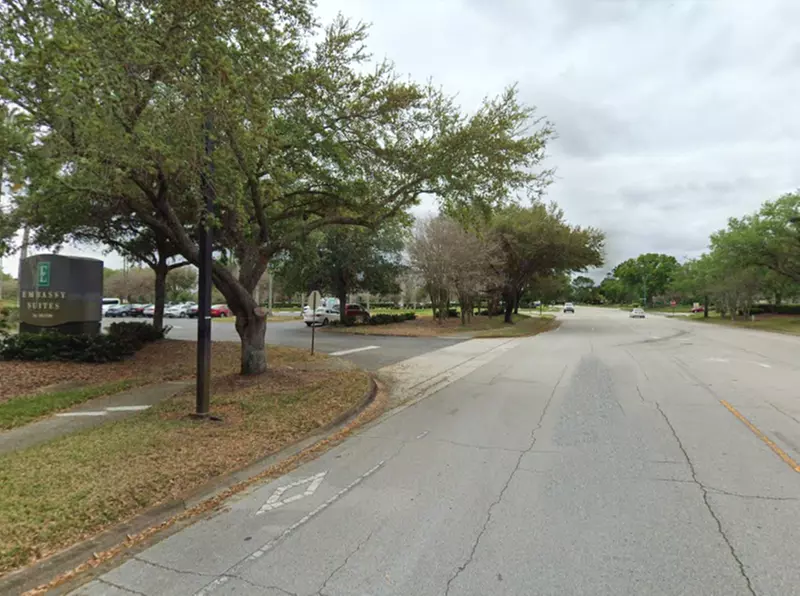 Parking at Embassy Suites Orlando Airport Lot MCO