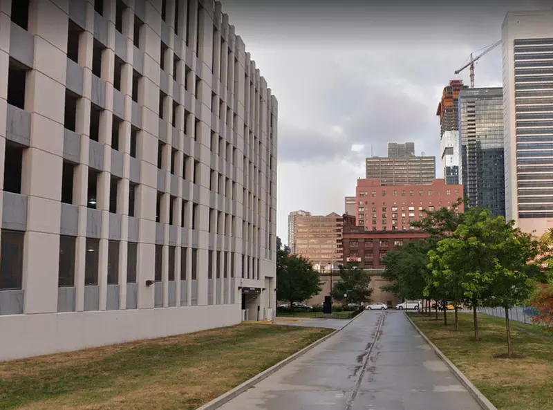 Parking at Alta K 555 W. Kinzie St. Garage - Second Medium