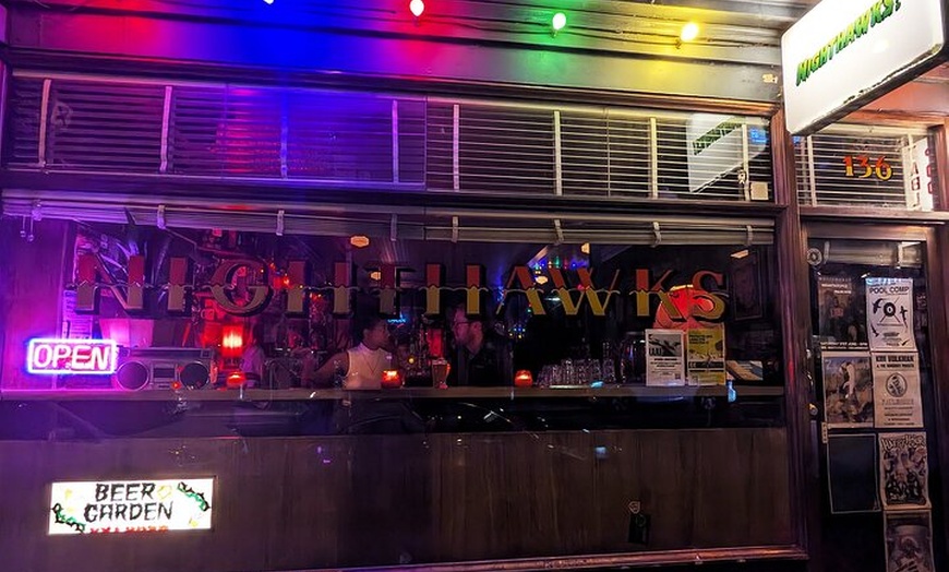 Image 4: Rock'n'roll venues pub crawl including 2 free drinks and history