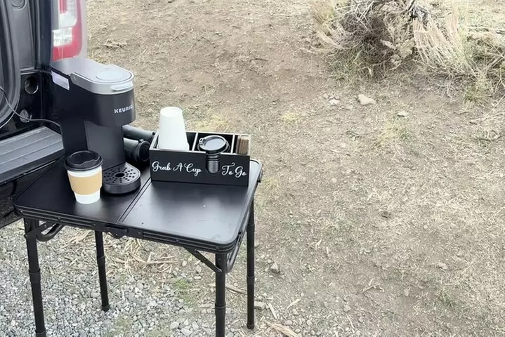 Yellowstone in a Day Private Guided Tour