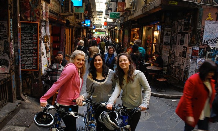 Image 5: Famous Melbourne City Bike Tour