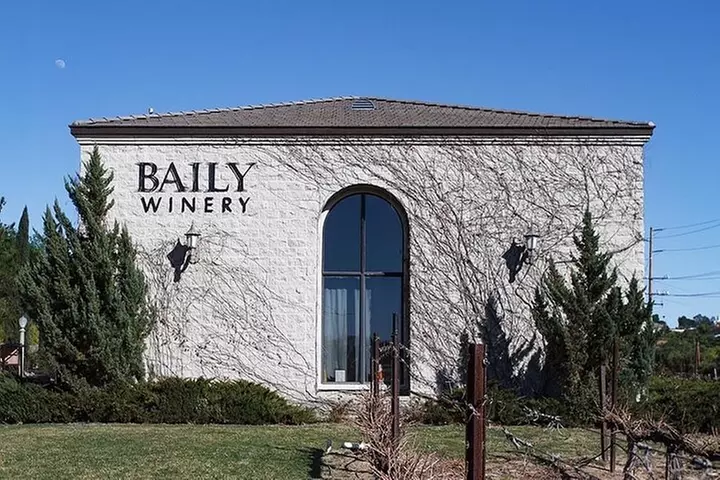 Saturday Legacy Wineries Wine Tour