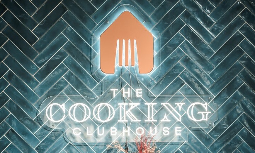 Image 14: Sabor de España: clase de cocina de tapas con maridaje de vinos sin...