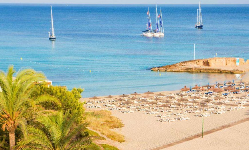 Image 18: ✈ IBIZA | Cala Tarida - Insotel Tarida Beach Resort 5* - Tout inclus