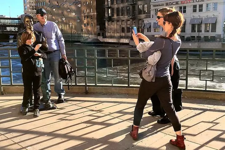 Discover Iconic Milwaukee Tour