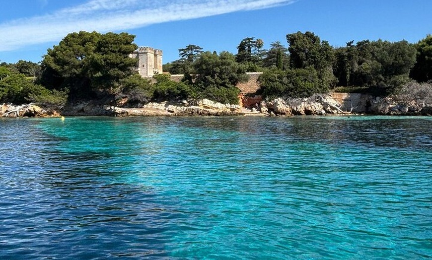 Image 5: Évadez-vous de Cannes un voyage serein aux îles de Lérins