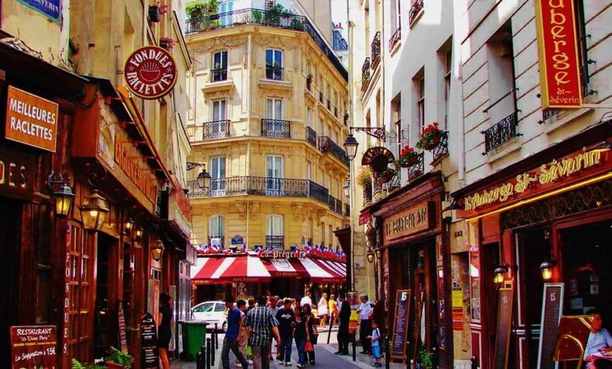 Image 2: Notre-Dame et le Quartier latin Une promenade à Paris