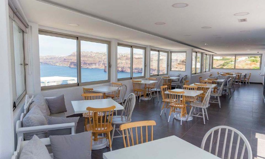 Image 7: ✈ SANTORIN | Akrotiri - Goulielmos Hotel & Spa 4*, 3 nuit - Piscine...