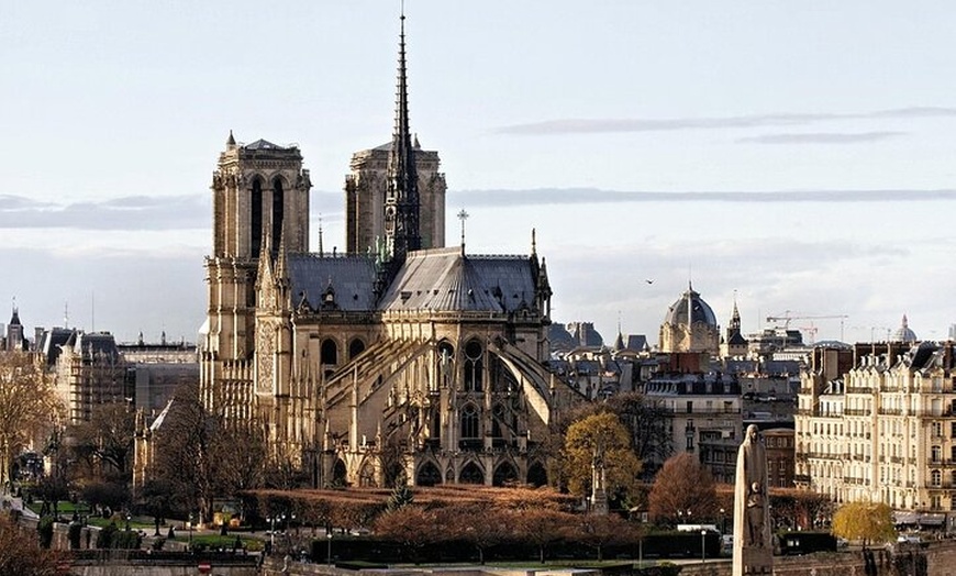 Image 5: Notre-Dame : Visite d'introduction à l'extérieur avec audioguide in...