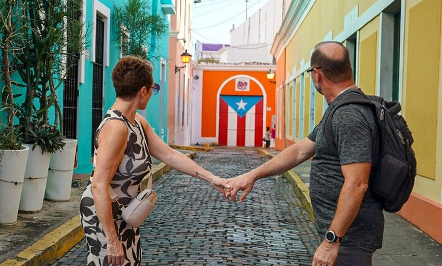 Image 3: Old San Juan Sunset Photo Walk & History Tour with free beer