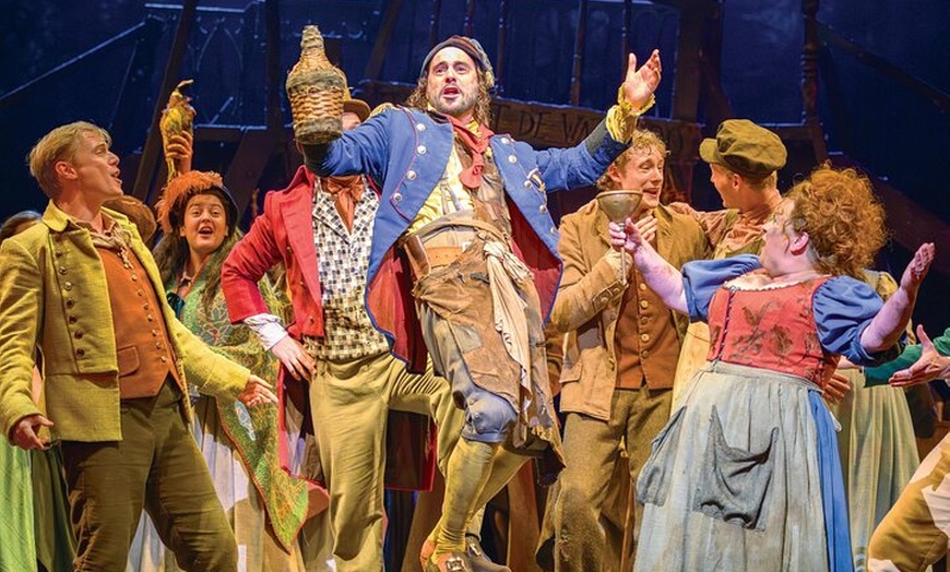 Image 7: Experience Les Misérables with Two Course Pre Show Meal & Drink