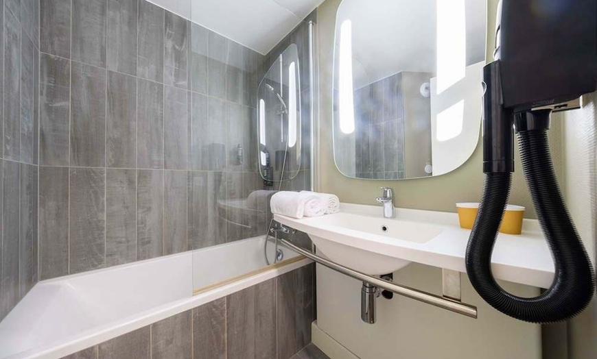 Image 48: ✈ ÎLE-DE-FRANCE | Paryż - Ibis Paris Alesia Montparnasse 3*, 1 nocy...