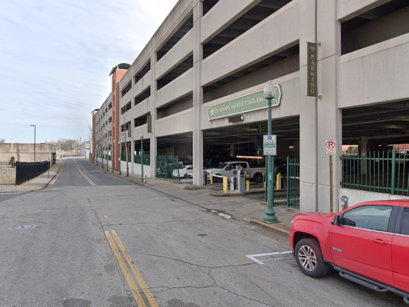 Parking at The Peabody Memphis Garage