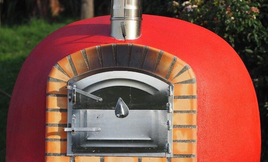 Image 3: Truffle Hunt and Truffle Pizza Experience in Red Hill