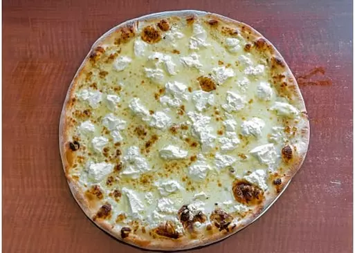 5% Cash Back at Corona Pizza