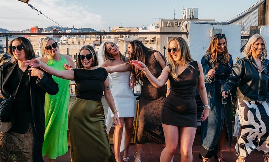 Image 12: Barcelona Clase de baile de Sangria y Salsa