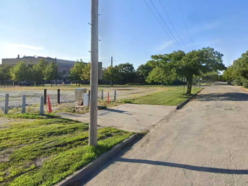 Parking at 701 S. Leavitt St. Lot