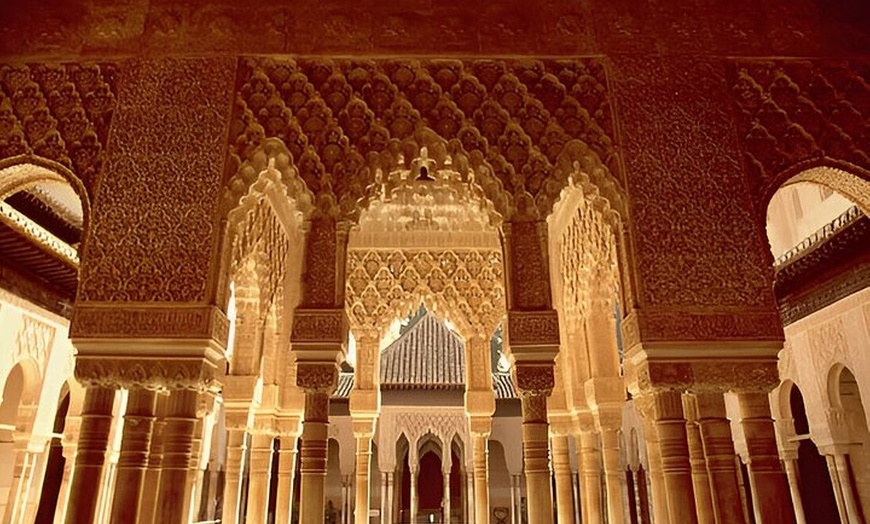 Image 3: Alhambra, Palacios nazaríes y acceso reservado al Generalife