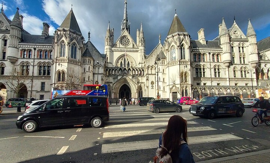 Image 7: Lawyers' London: Courts of Justice & Inns of Court Walking Tour