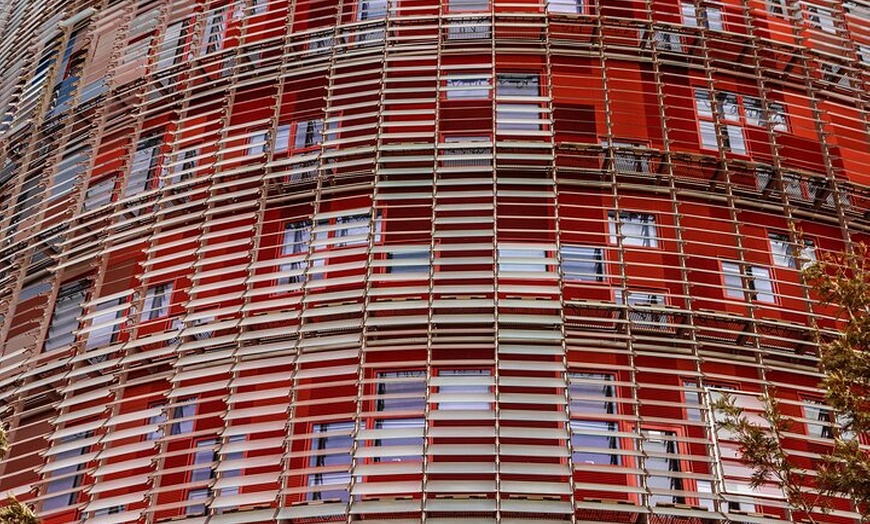Image 4: Entrada Torre Agbar