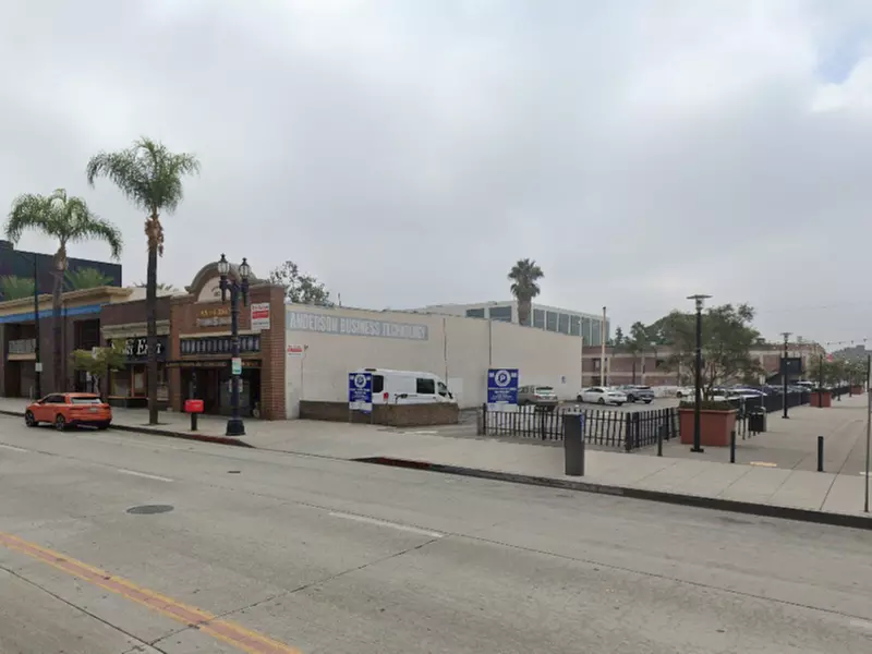 Parking at [SQ44] 106 E. Colorado Blvd. Lot - Primary Image