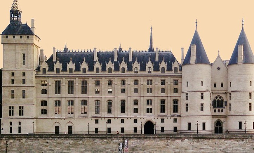 Image 5: Visite privée de Sainte Chapelle & Conciergerie Entrée incluse