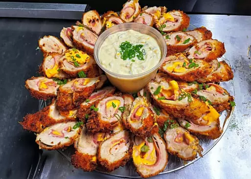 5% Cash Back at Manila Eats
