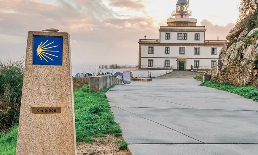 Image 1: Finisterre y Costa da Morte el tour más completo desde Santiago