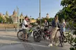 Montjuic Barcelona: Tour panorámico en bicicleta eléctrica Vistas y parada de tapas - Second Medium