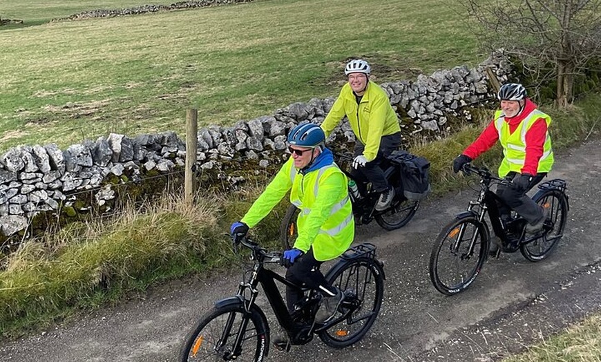 Image 2: 4hr Easier Small Group Peak District eBike Tour