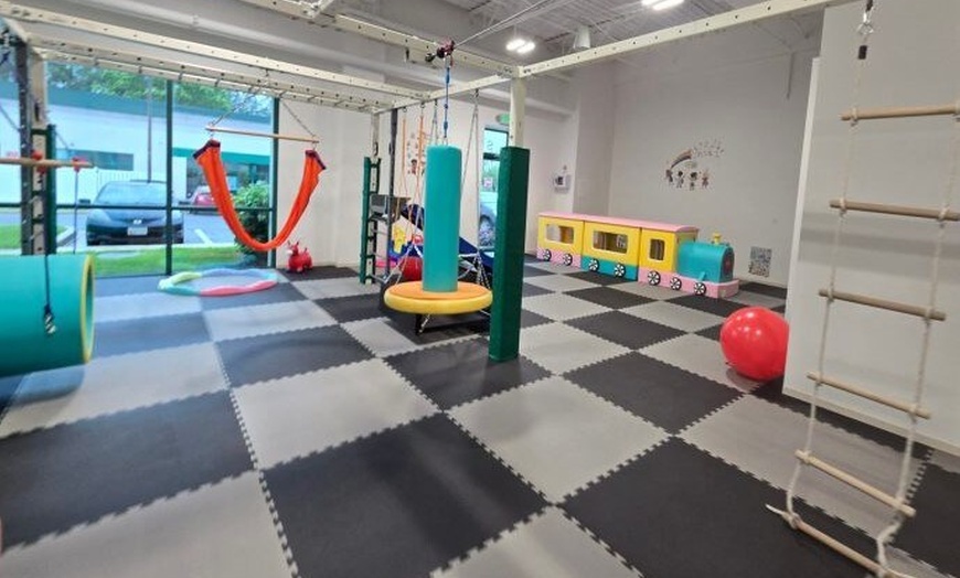 Image 2: $10 For $20 Worth Of Play Time