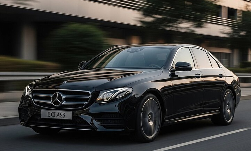 Image 6: Heathrow Airport to any London Hotel Private Meet and Greet