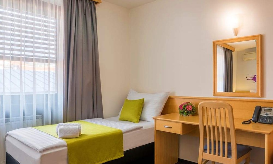 Image 4: ✈ SLOVÉNIE | Maribor - B&B HOTEL Maribor Orel 3* - City break