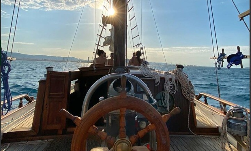 Image 3: Aventura Pirata en 2 Veleros Grupos Hasta 24 pax Palma Bay