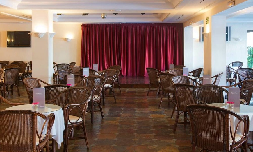 Image 37: ✈ COSTA DEL SOL | Marbella - BlueBay Banús 4*, 3 Nächte - Außenpool