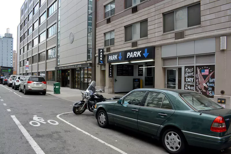 Parking at Select Garages - 200 Schermerhorn St. Garage - Primary Image
