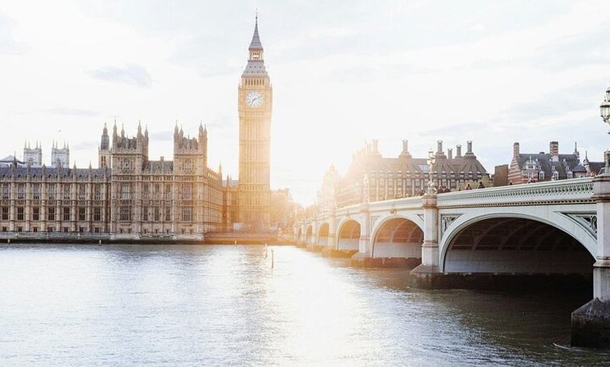 Image 7: Private Tour Tower of London and River Cruise with Entry