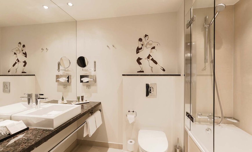 Image 5: ✈ DENEMARKEN | Kopenhagen - Tivoli Hotel & Congress Center 4*, 2 na...