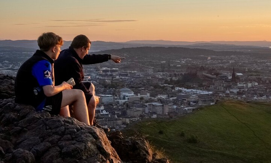 Image 15: Arthur's Seat Sunset Hike with Mountain Guide