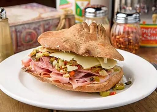 5% Cash Back at The Italian Pie Kenner