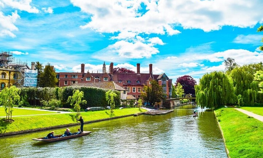 Image 11: Private Car Tour of the University of Cambridge and Oxford
