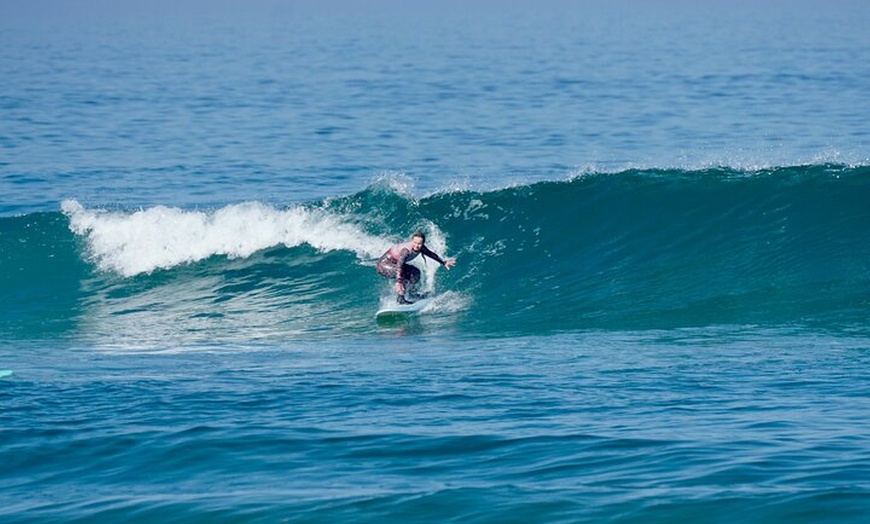 Image 8: Biarritz cours particuliers de surf