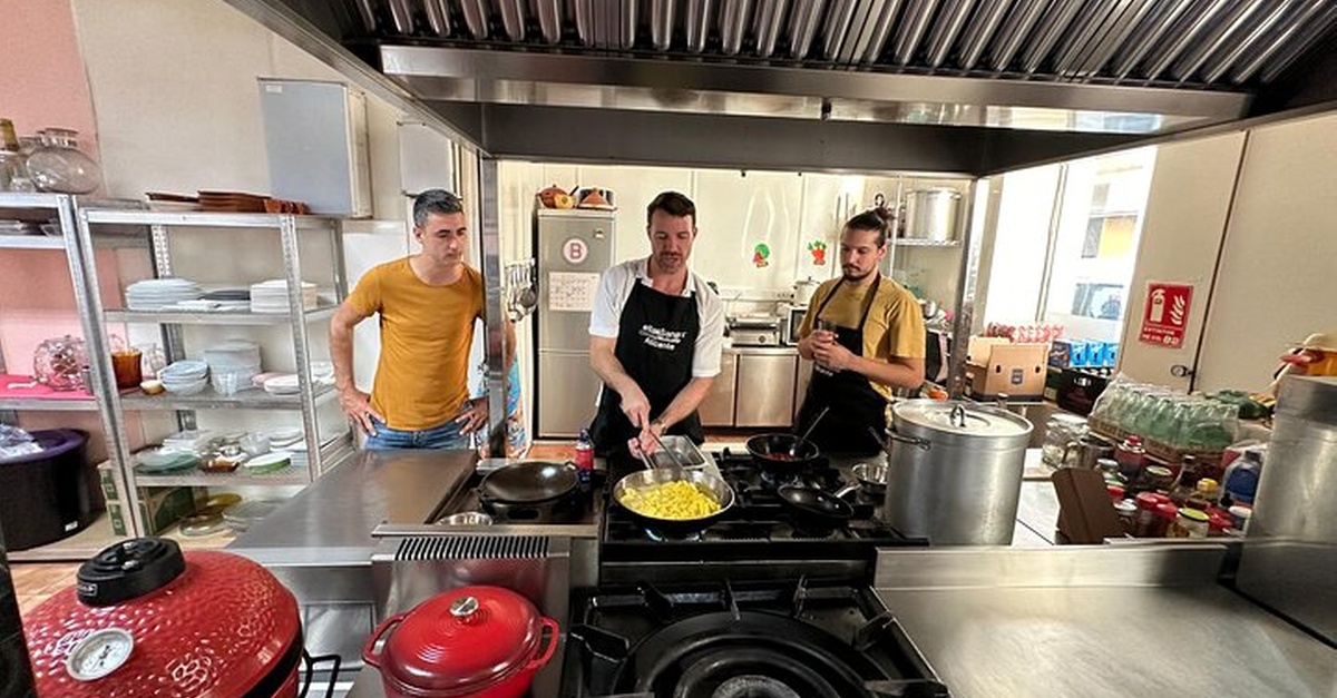 Clase de cocina de tapas españolas en Alicante