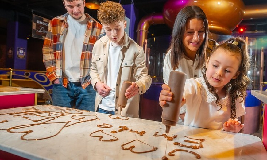 Image 5: Day trip by Coach to Warwick Castle and Cadbury World