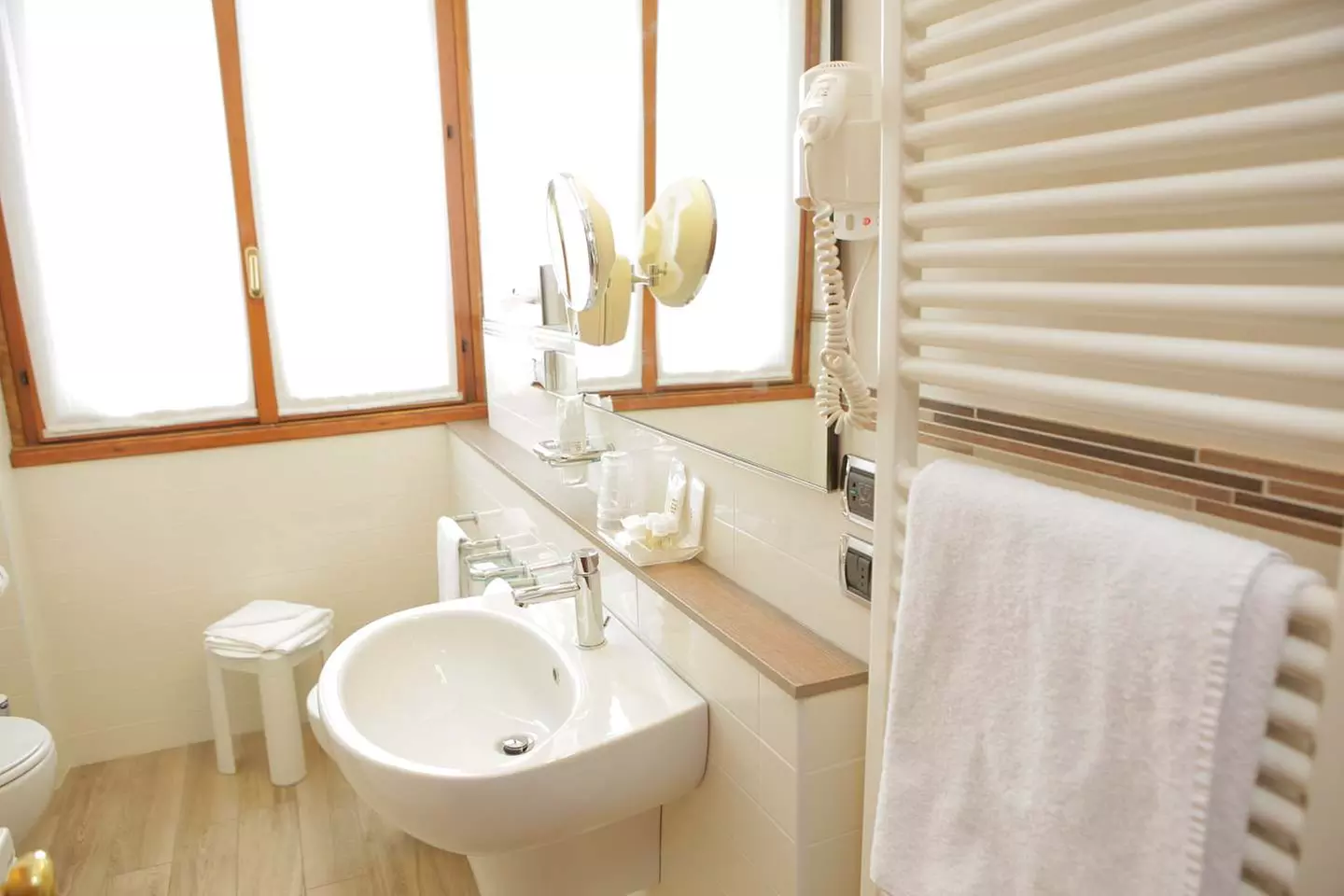 ✈ ITALIË | Milaan - Hotel Bristol Milano 4*, 2 nachten - Stadscentrum