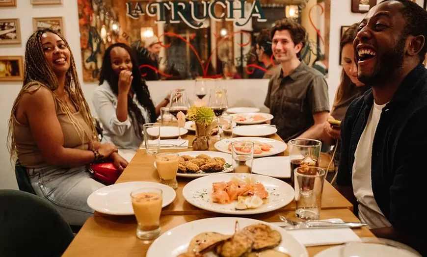 Image 8: Visita nocturna por la historia del Madrid antiguo con tapas