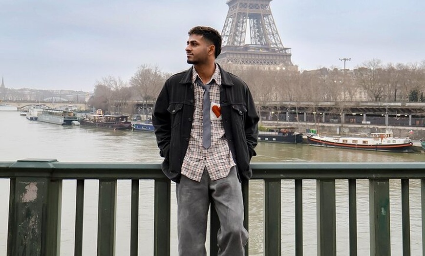 Image 9: Tour Eiffel : Un Dreamy 8+ emplacement 2,5 heures Photoshoot à Paris