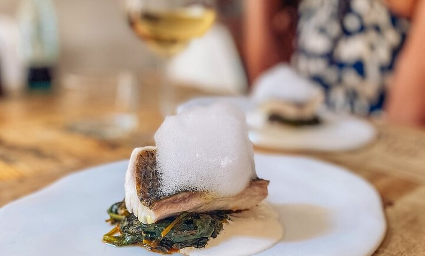 Image 2: Tour gastronómico único autoguiado en el casco antiguo de Palma, Ma...