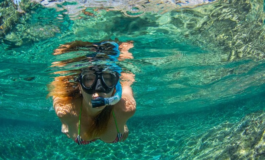 Image 12: Tour privado en barco para parejas con todo incluido y pernoctación